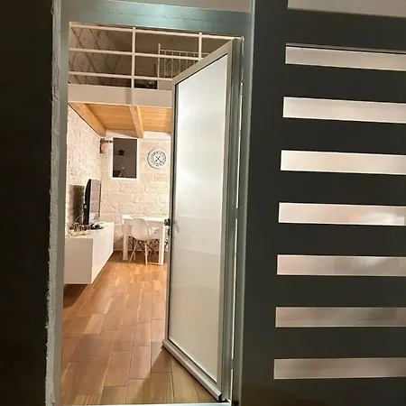 Gigo דירה ג'ובינאצו
